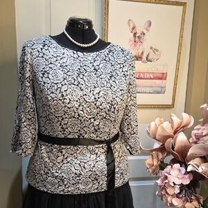 Nwt 1X Alex Evenings Black and White Lace Peplum Blouse with Ribbon Tie